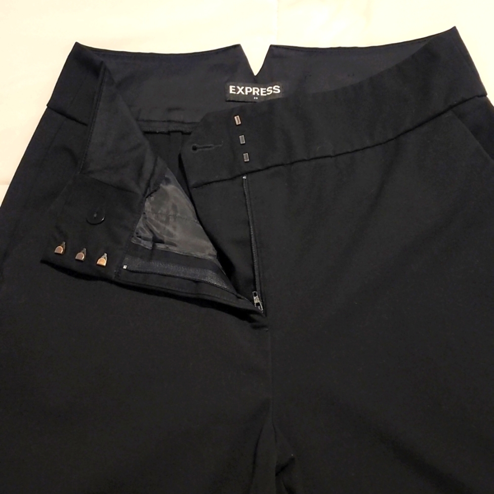 *ISO* Express Mid-Rise Ankle Pants. - Picture 1 of 5
